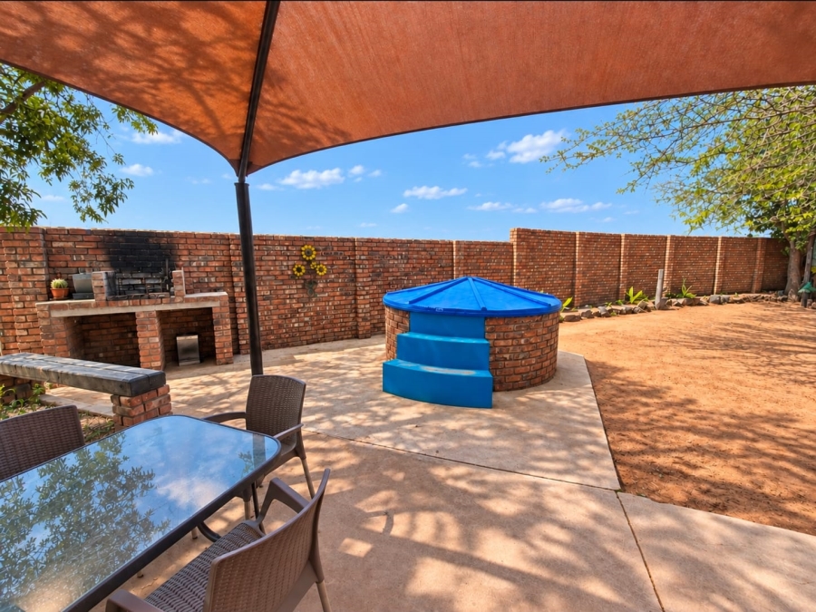 4 Bedroom Property for Sale in Olifantshoek Northern Cape